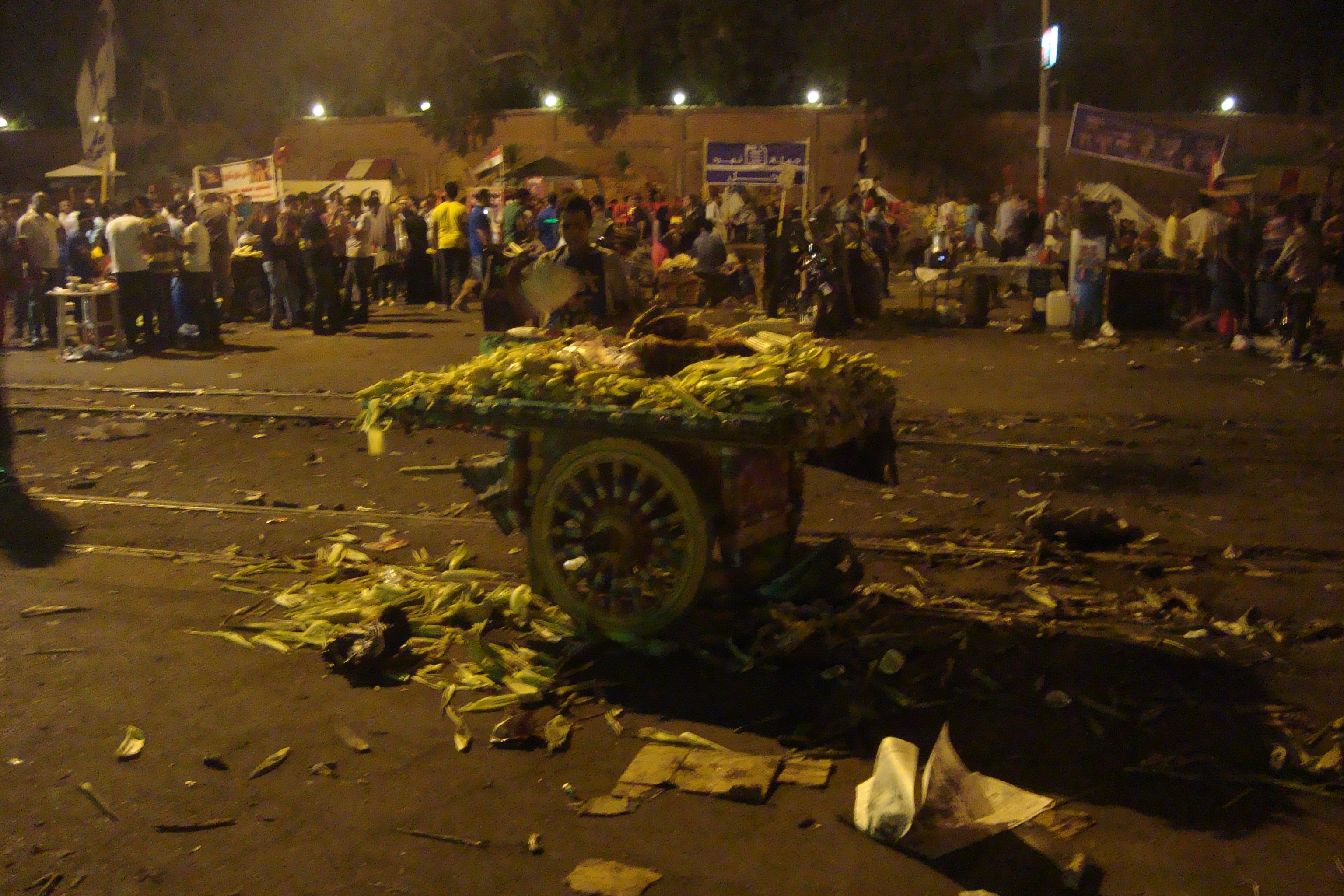 Maïsverkoper op het Tahrir-plein. Foto Lucia Admiraal