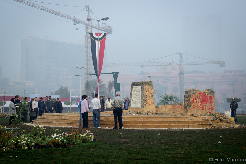 Het vernielde monument op het Tahrir-plein | Foto: Ester Meerman