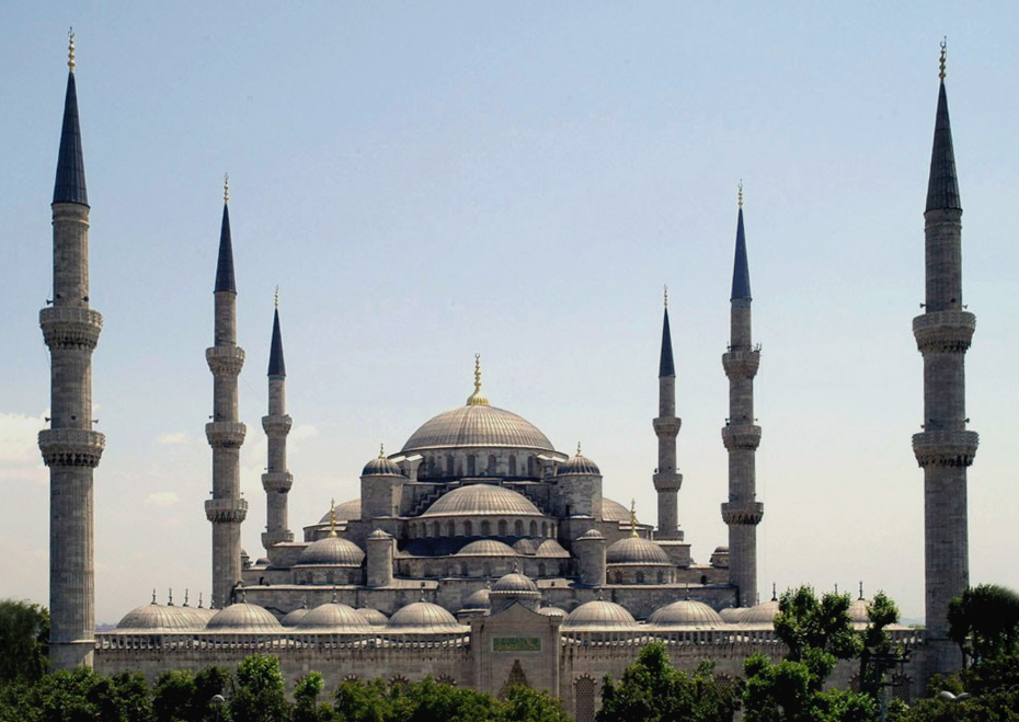 Sultan Ahmetmoskee in Istanbul. Foto Dersaadet / Wikimedia Commons